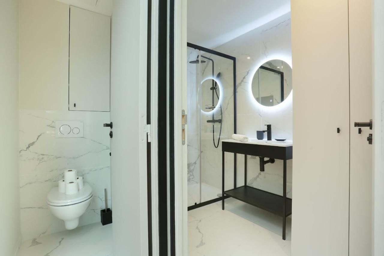 Apartment Center Of Paris By Studio Prestige Exterior foto